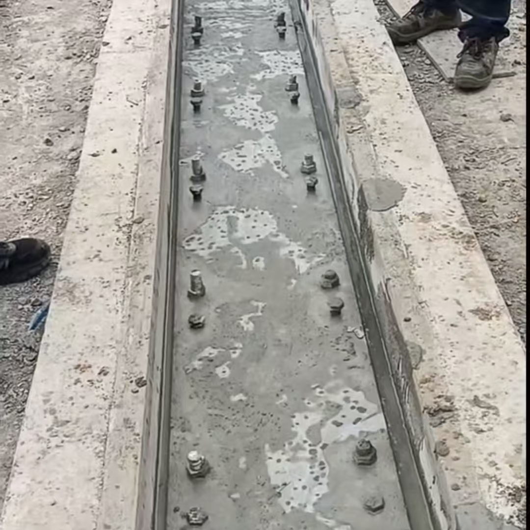 枣强港口码头起重机龙门吊重型机械设备稳固用早强快凝轨道胶泥